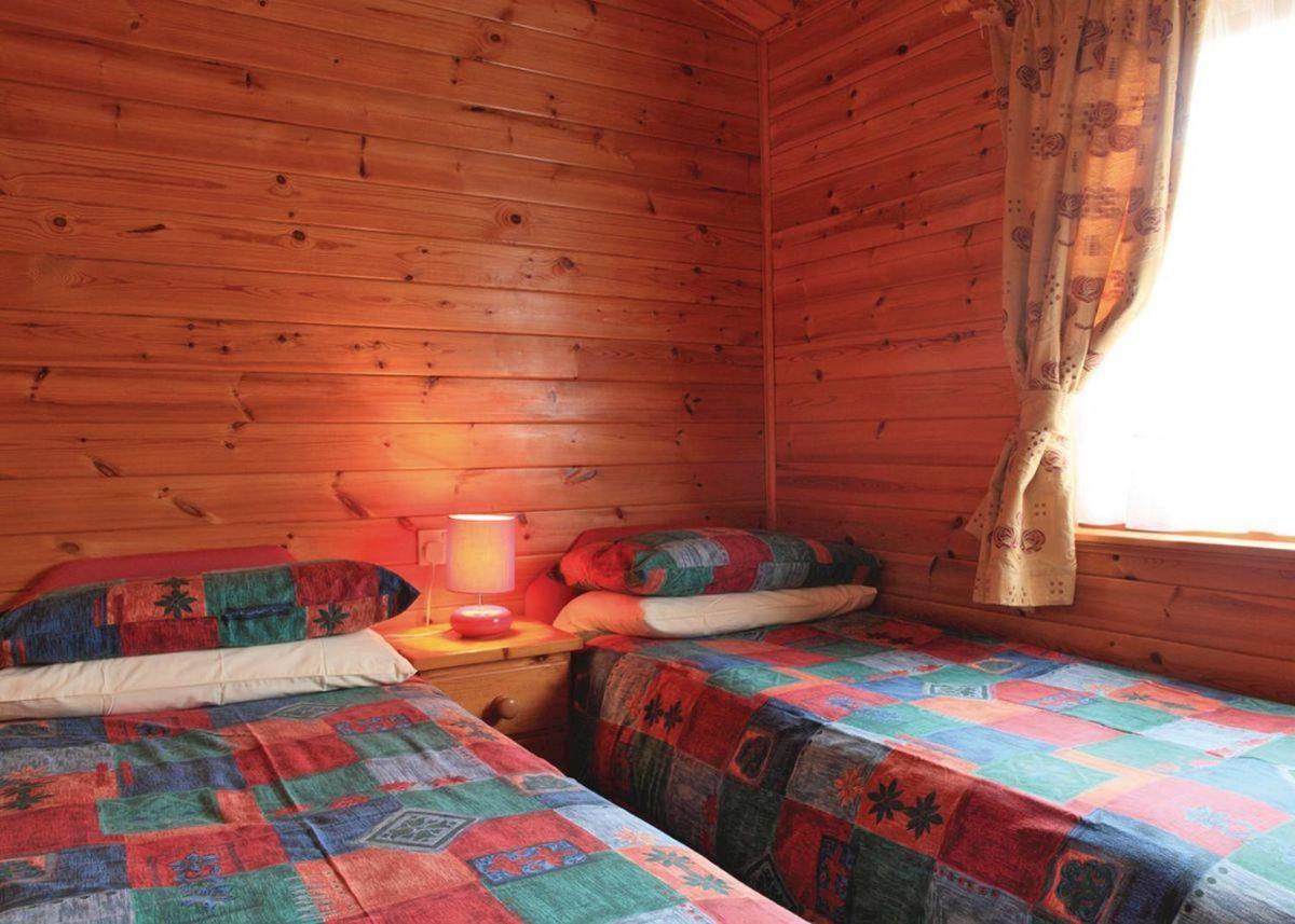 Ben Nevis Holiday Park Banavie ภายนอก รูปภาพ