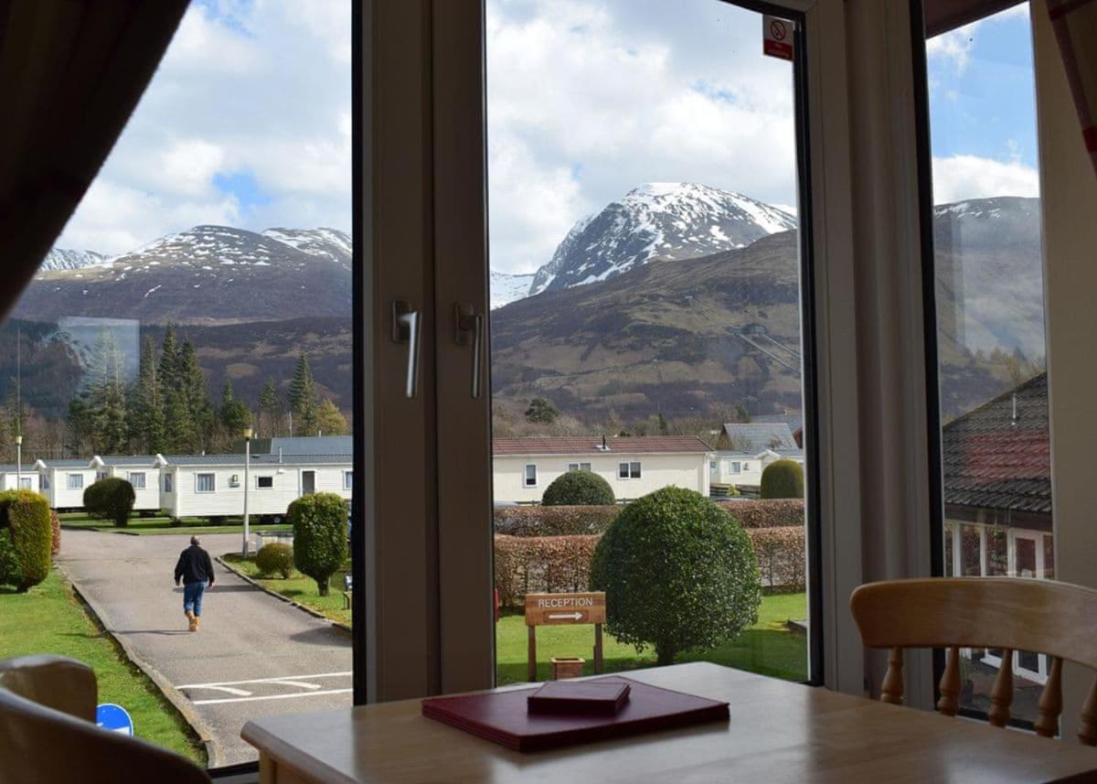 Ben Nevis Holiday Park Banavie ภายนอก รูปภาพ